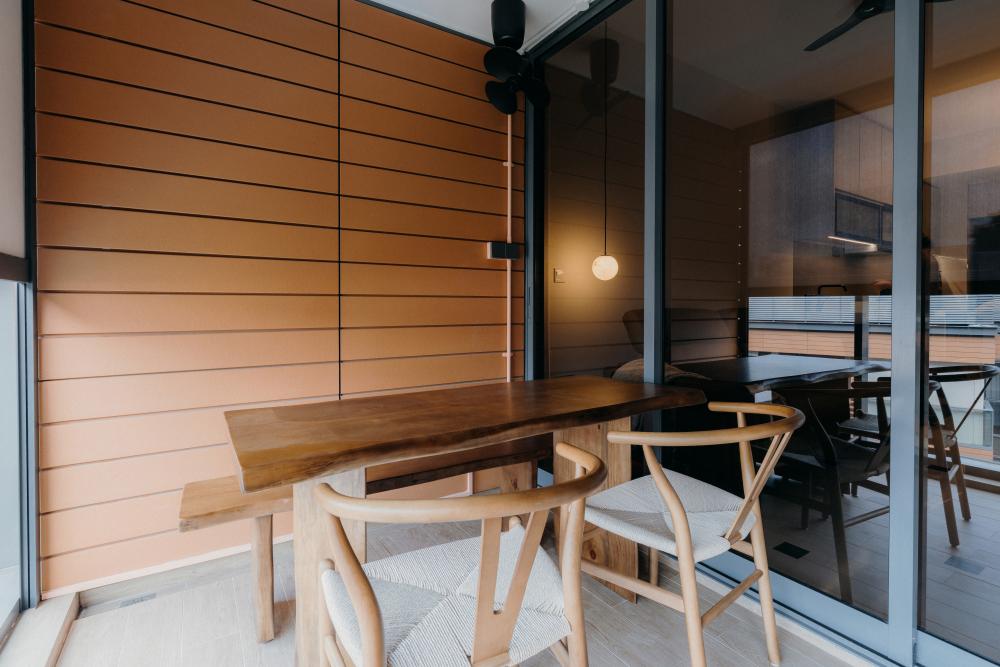Modern Balcony with Outdoor Table and Outdoor Chairs