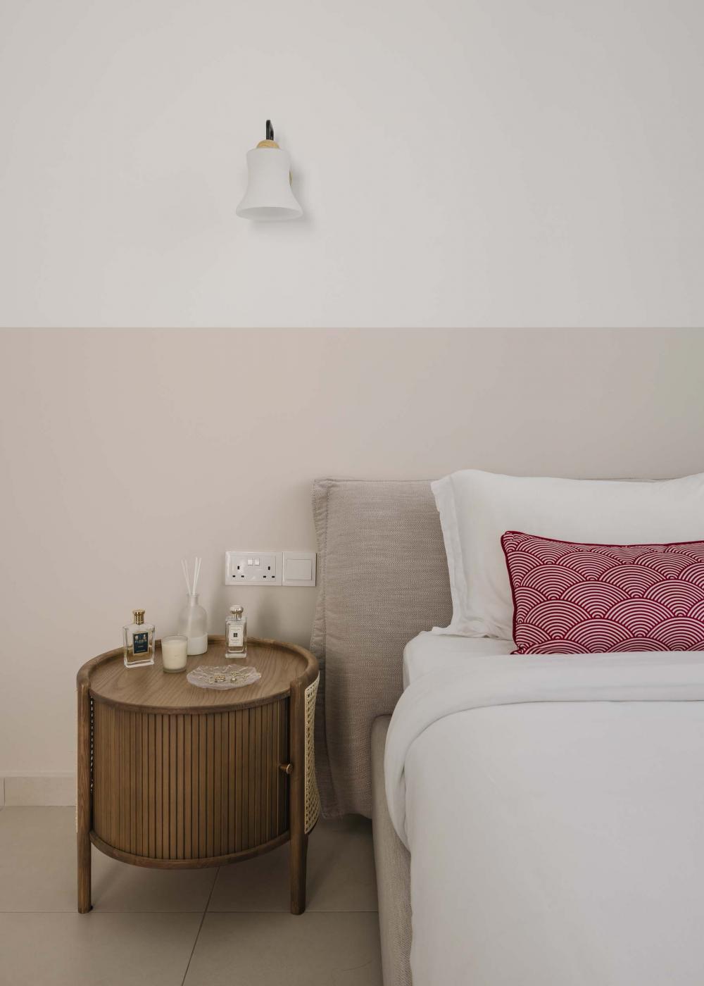 Contemporary Bedroom with Bedside Table and Bed