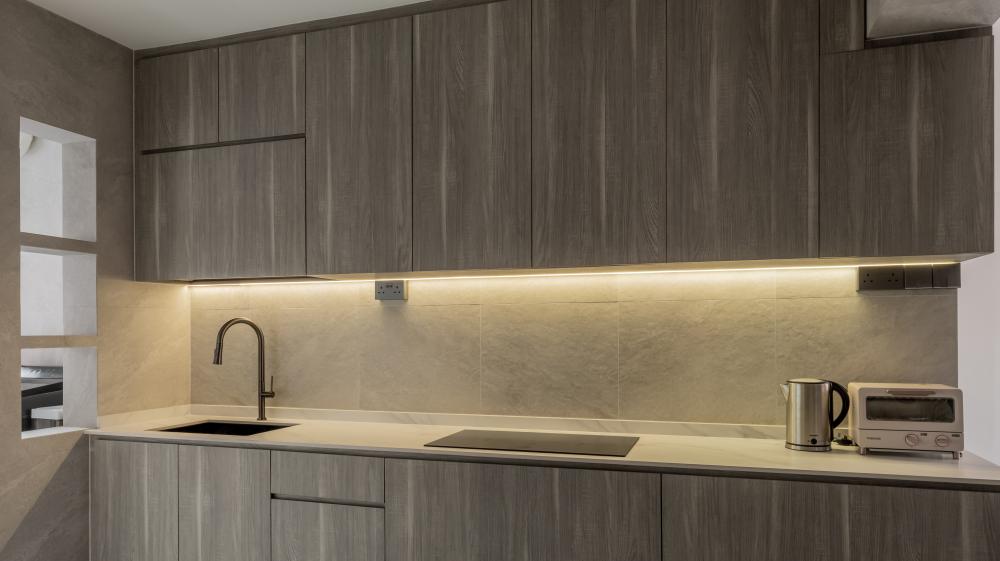 Contemporary Kitchen with Countertop and Kitchen Window