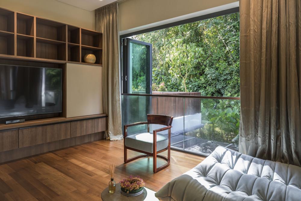 Contemporary Bedroom with Bookshelf and Parquet Floor