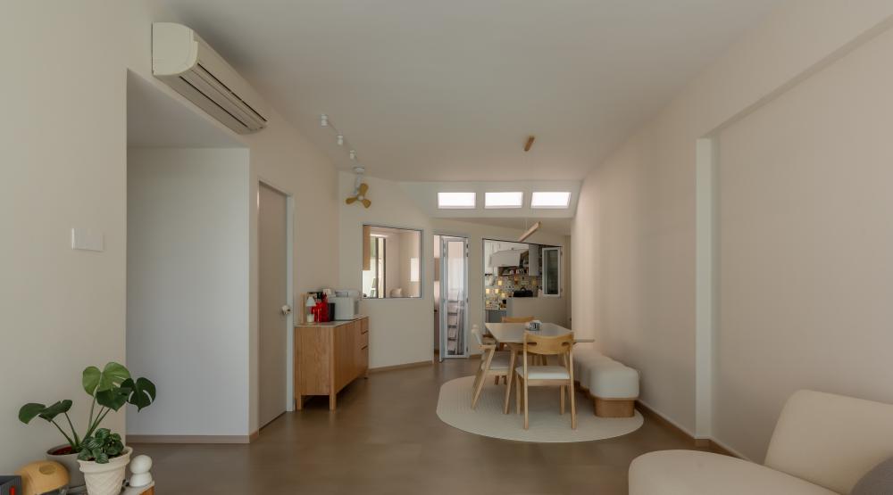 Scandinavian Dining Room with Vinyl Flooring and Dining Table