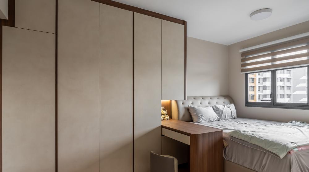 Scandinavian Bedroom with Vinyl Flooring and Ceiling Light