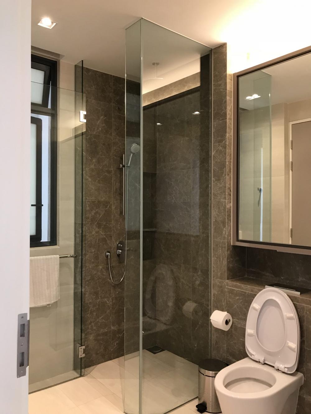 Contemporary Bathroom with Mirror and Shower Screen