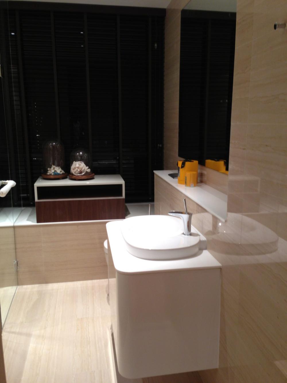 Contemporary Bathroom with Countertop and Marble Floor