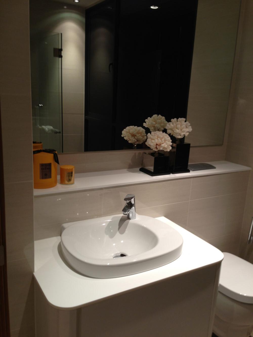 Contemporary Bathroom with Marble Floor and Mirror