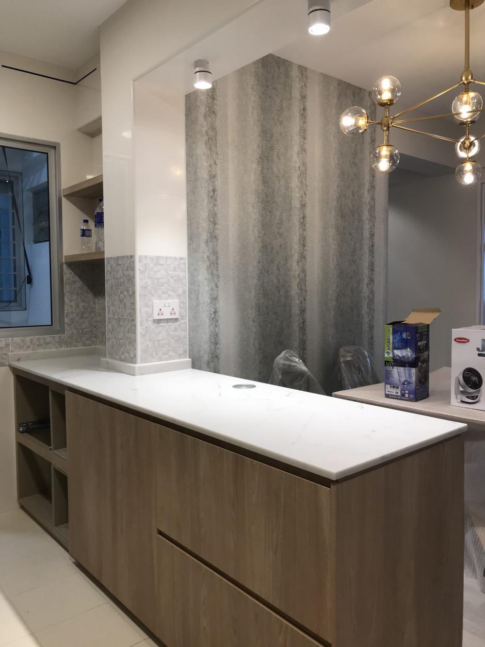 Contemporary Kitchen with Countertop and Kitchen Window