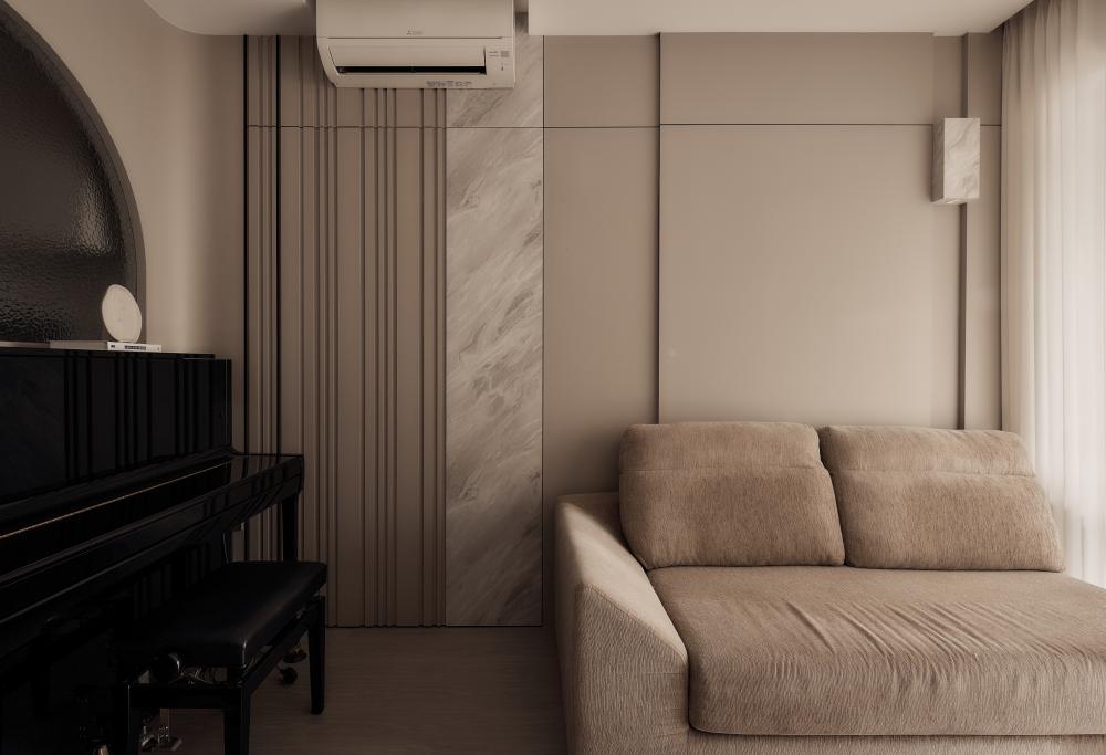 Modern Living Room with Feature Wall and Sofa
