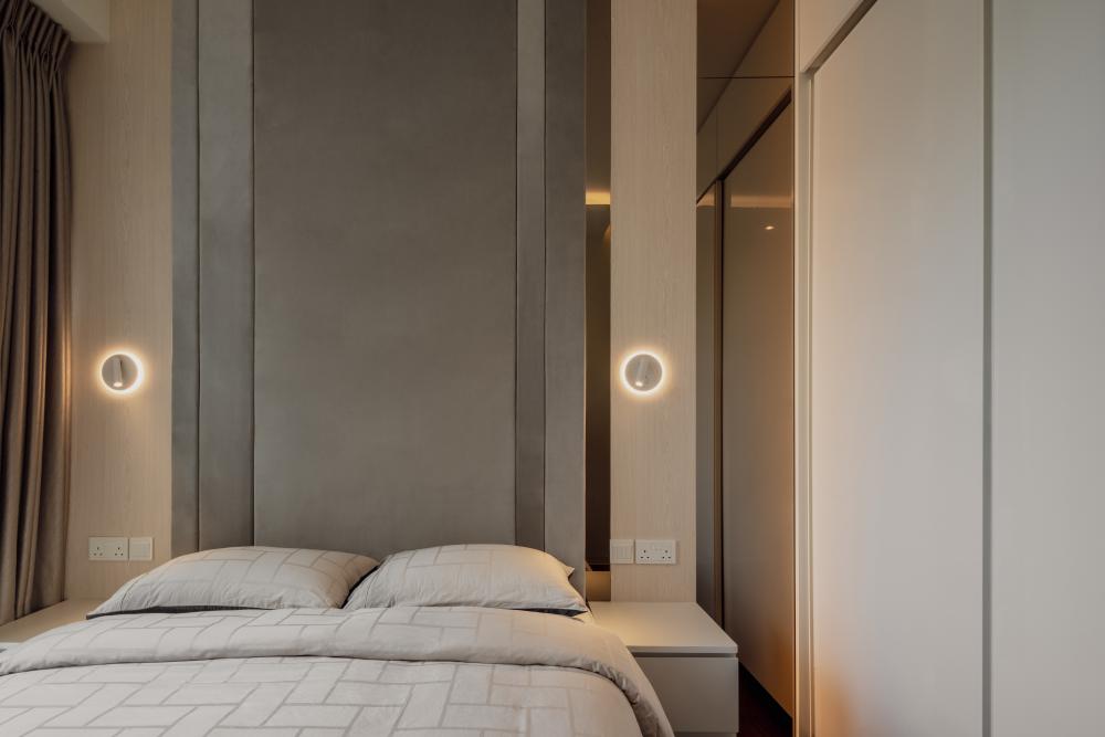 Modern Bedroom with Wardrobe and Sliding Wardrobe
