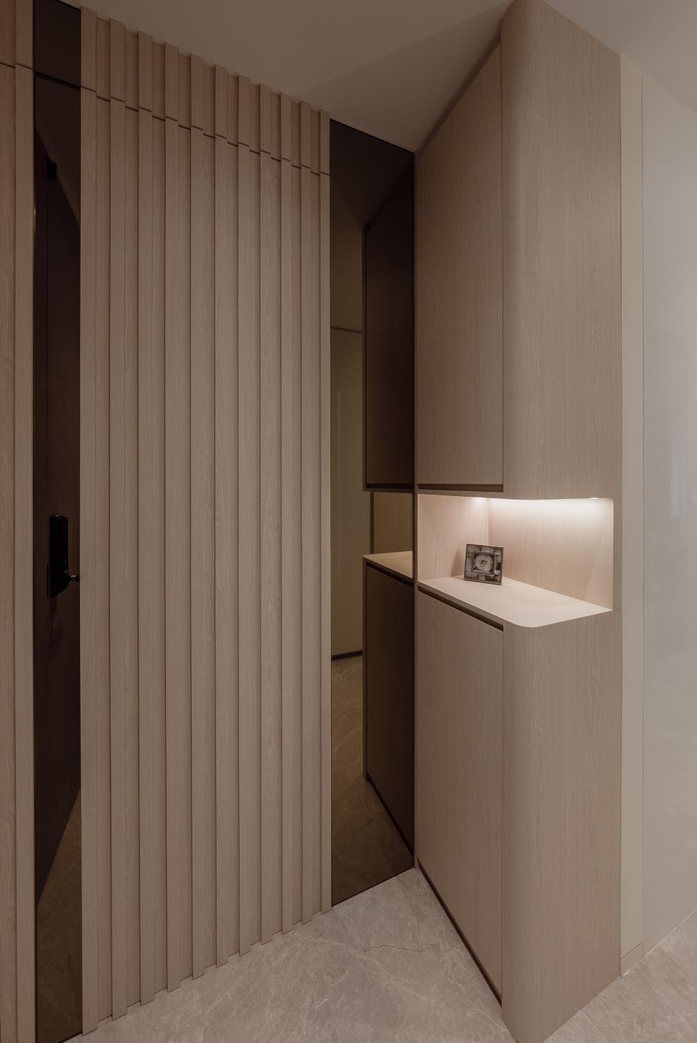 Modern Entryway with Console Table and Small Storage
