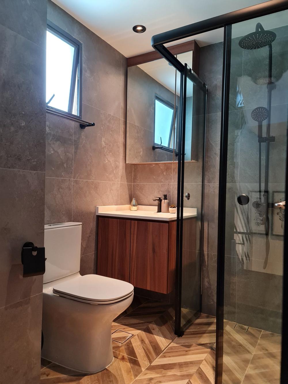 Vintage Bathroom with Mirror and Shower Screen