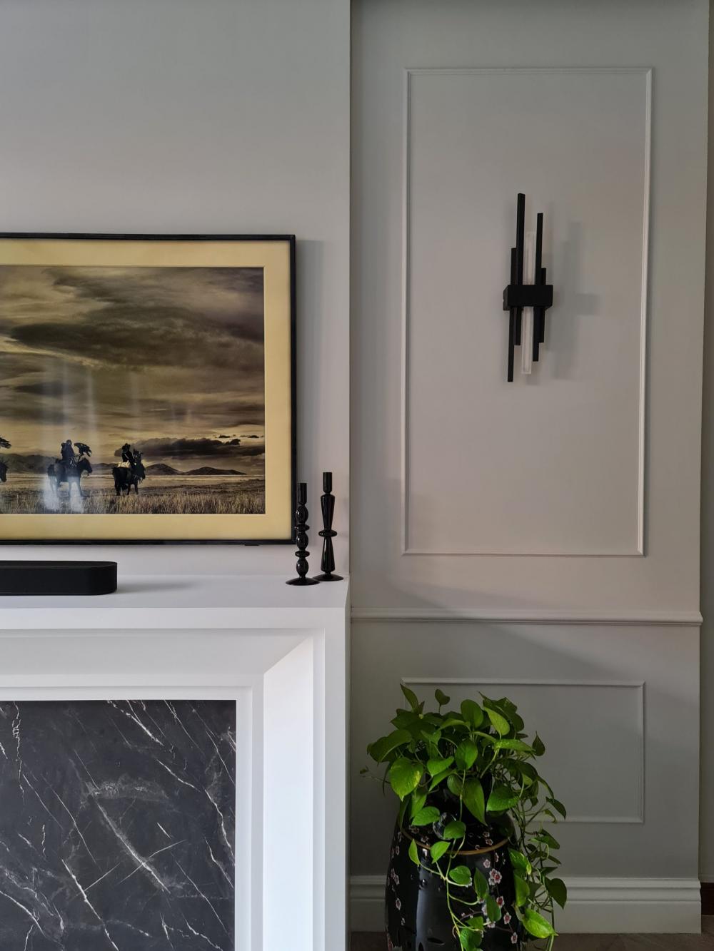 Vintage Living Room with Feature Wall and Marble Feature Wall