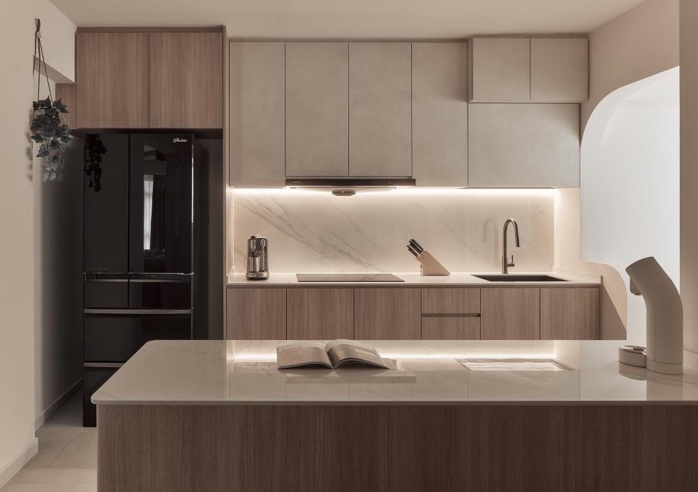 Modern Kitchen with Countertop and Open Kitchen