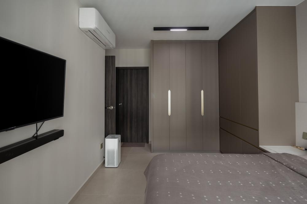 Modern Bedroom with Wardrobe and Closet