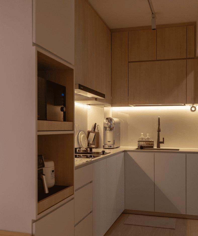 Scandinavian Kitchen with Homogeneous Tiles and Kitchen Window