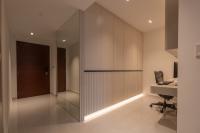 Modern Resale Condominium by Design 4 Space Pte Ltd