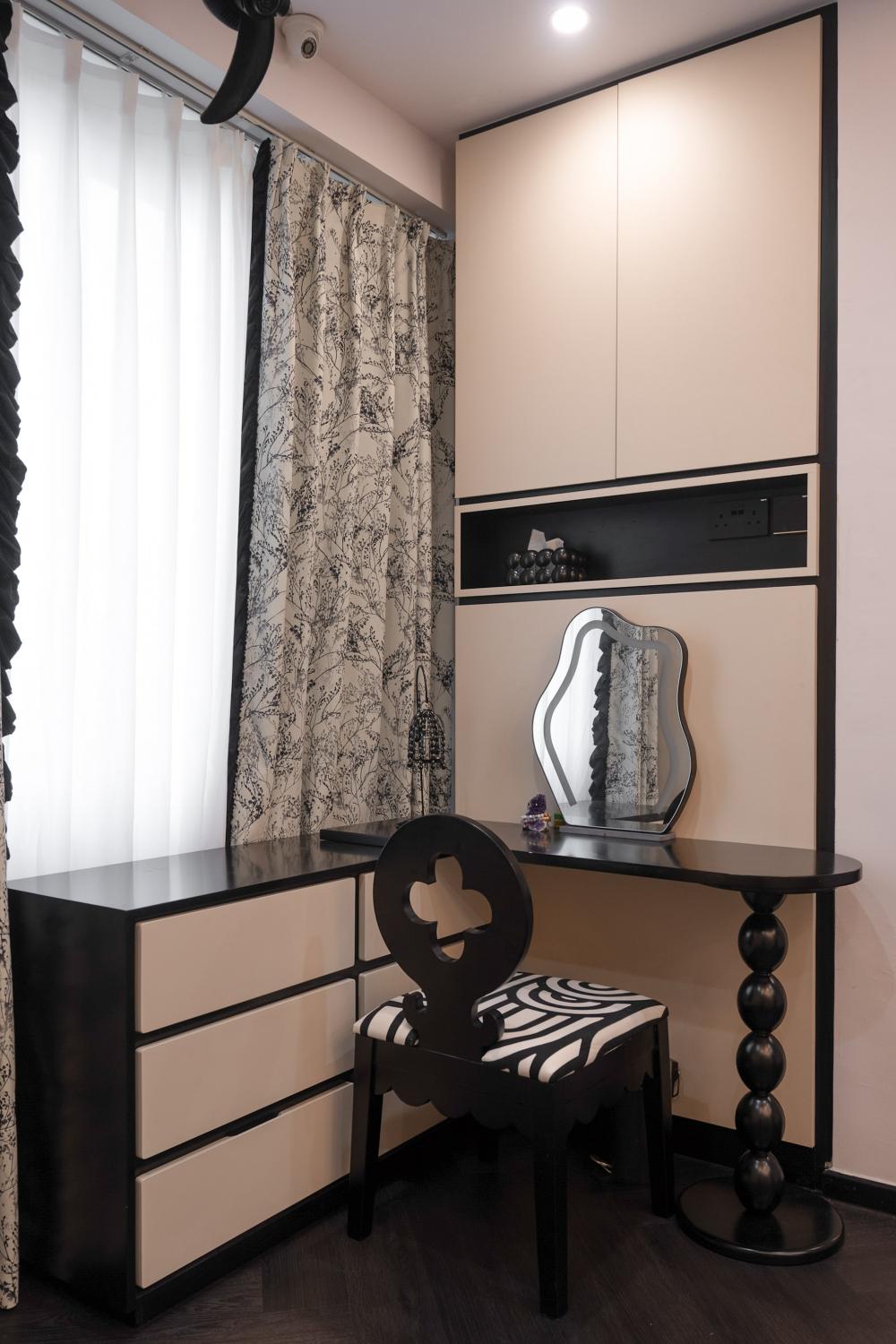 Modern Bedroom with Homogeneous Tiles and Herringbone Tiling