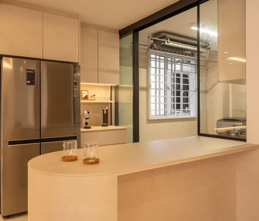 Modern Kitchen with Countertop and Kitchen Island