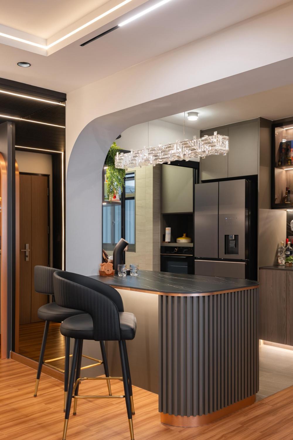 Modern Dining Room with Dining Table and Dining Chairs