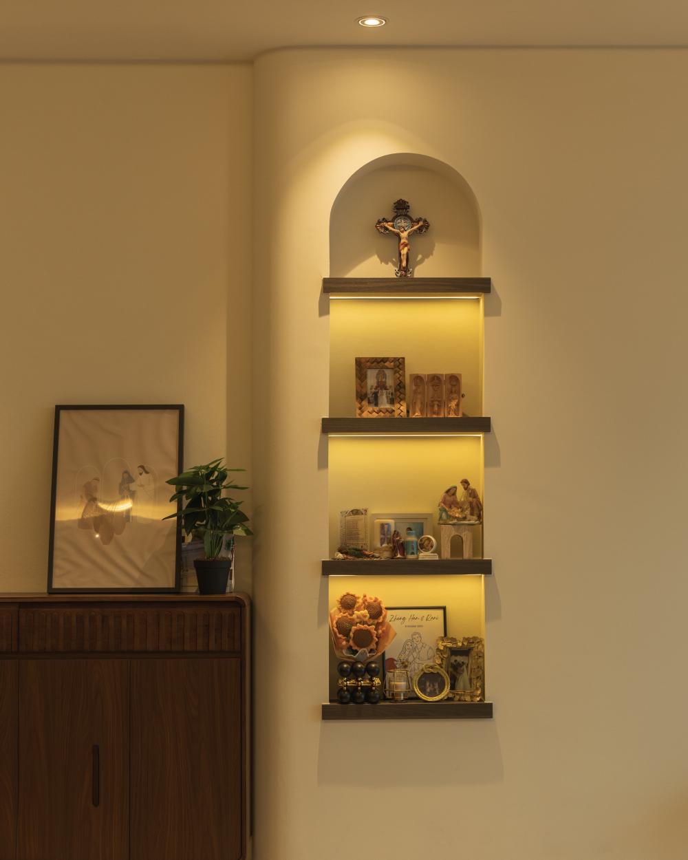 Scandinavian Living Room with Bookshelf and Homogeneous Tiles