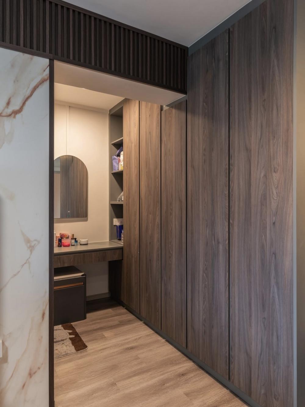 Minimalist Bedroom with Vinyl Flooring and Wardrobe
