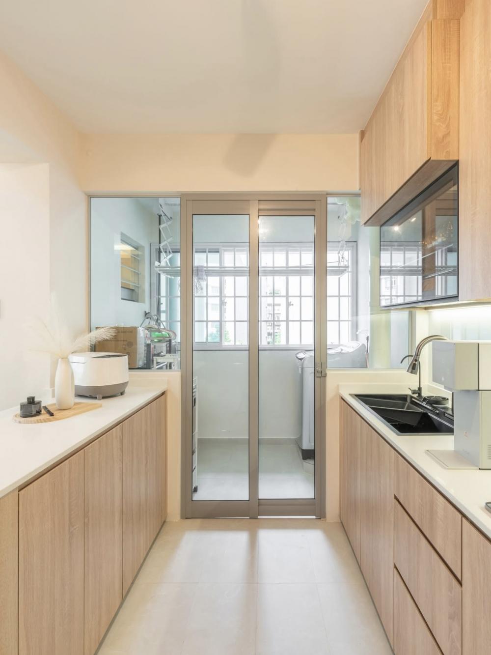 Scandinavian Kitchen with Countertop and Homogeneous Tiles
