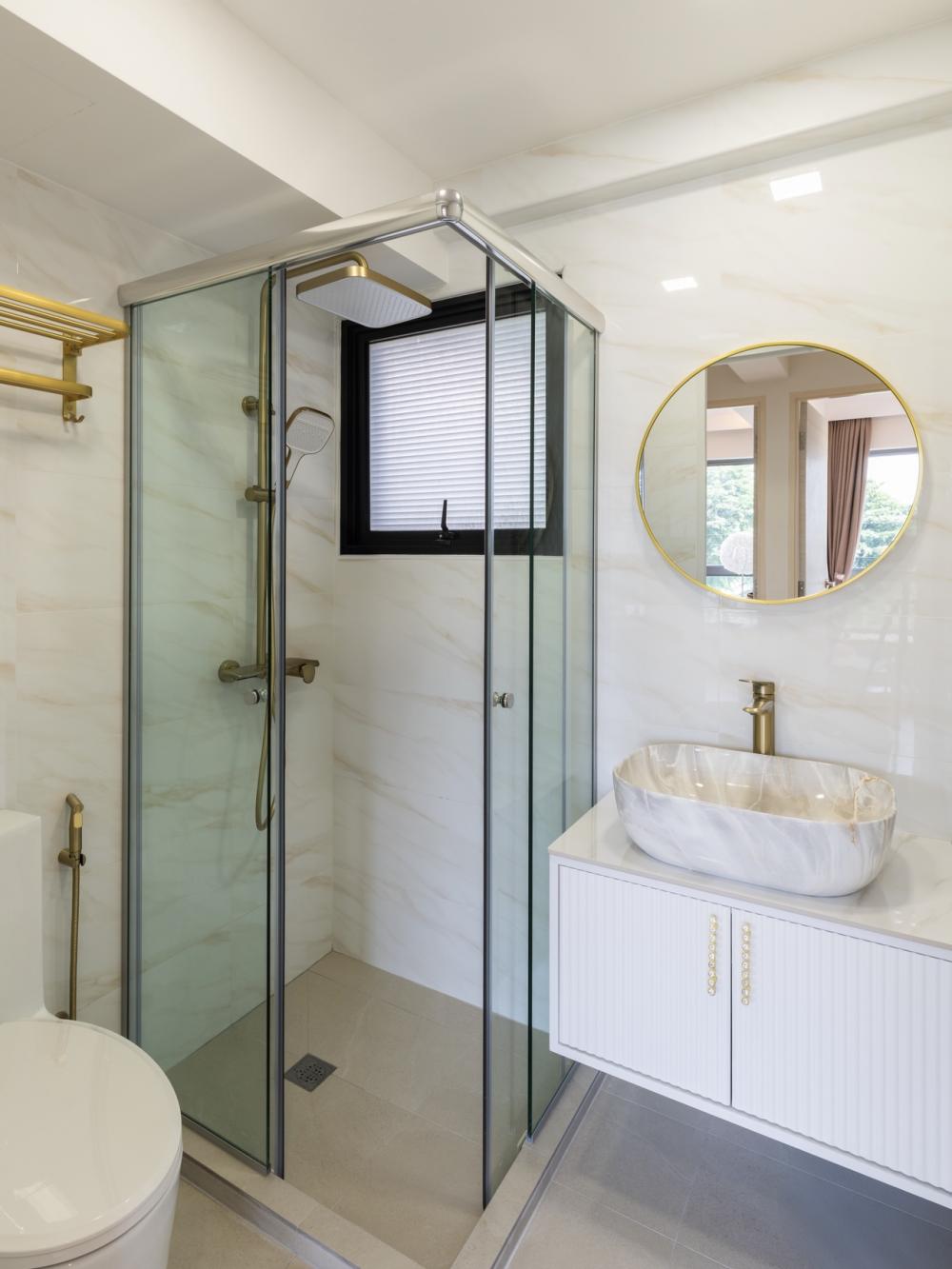 Minimalist Bathroom with Countertop and Homogeneous Tiles