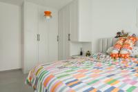 Eclectic New 4-Room HDB by Design 4 Space Pte Ltd