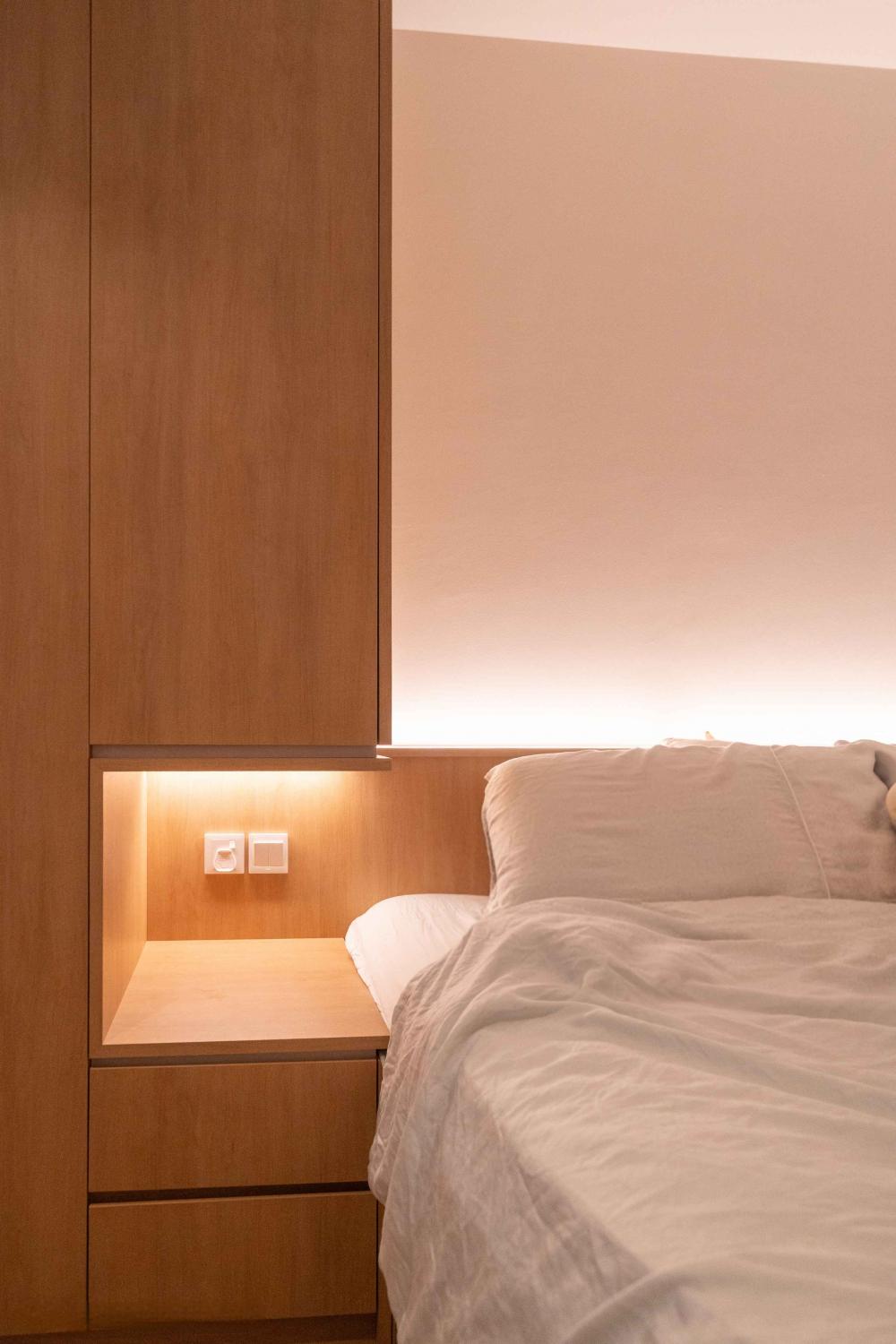 Minimalist Bedroom with Bookshelf and Platform Bed
