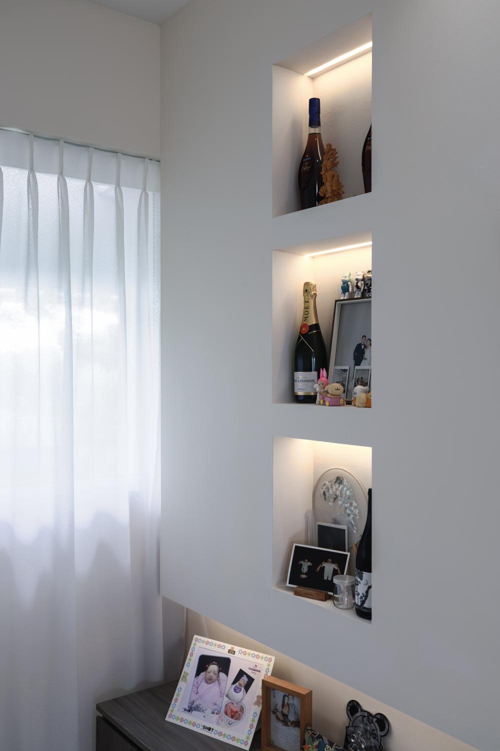 Modern Living Room with Feature Wall and Display Cabinets