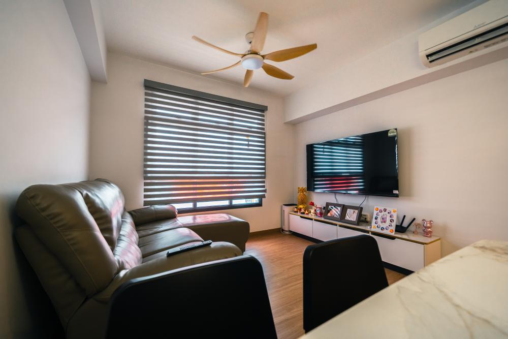 Modern Living Room with Vinyl Flooring and TV Console