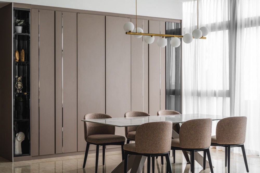 Modern Pantry with Kitchen Island and Tableware