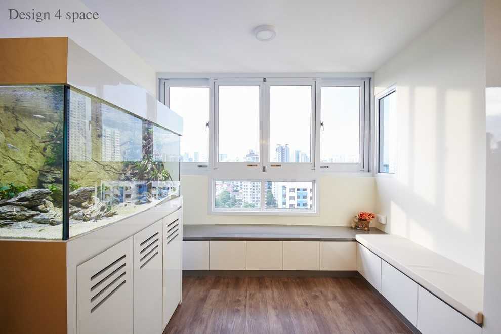 Contemporary Kitchen with Kitchen Island and Open Kitchen