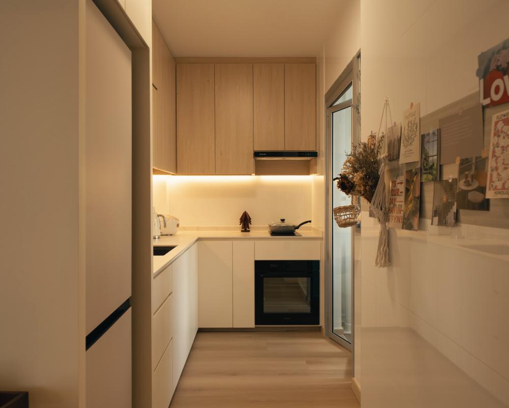 Scandinavian Kitchen with Kitchen Window and Open Kitchen