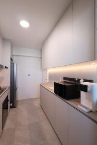 Minimalist Kitchen at Resale 3 Room HDB @ Jurong