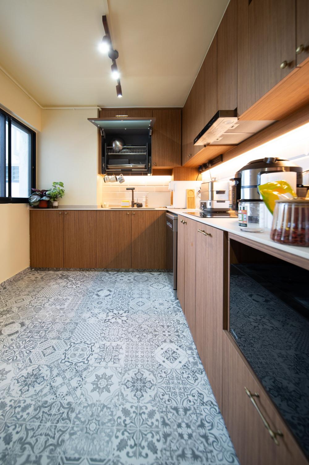 Vintage Kitchen with Marble Floor and Kitchen Window