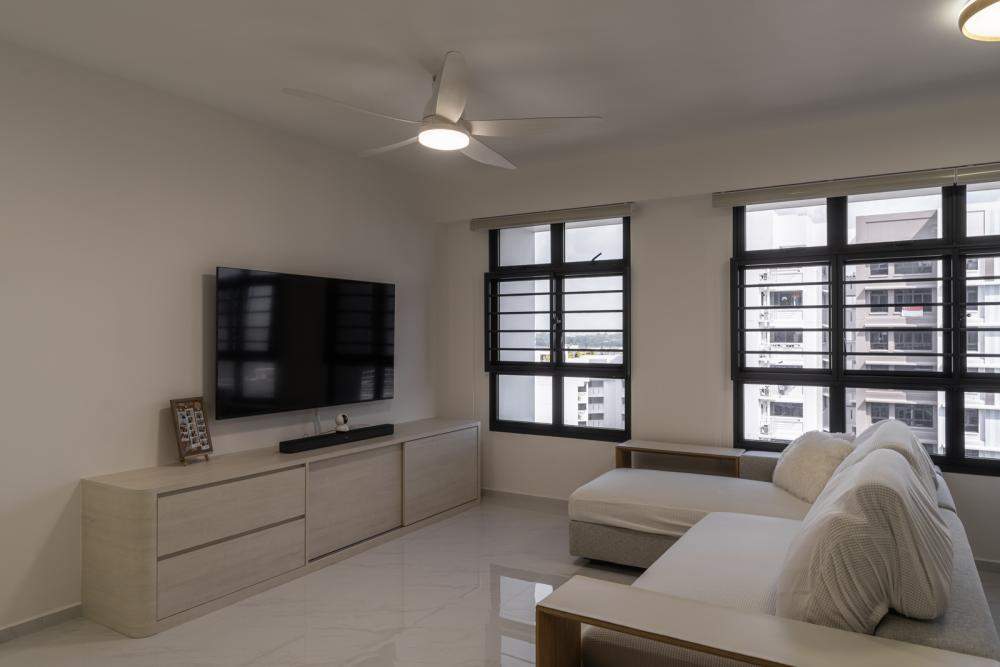 Minimalist Living Room with Homogeneous Tiles and TV Console