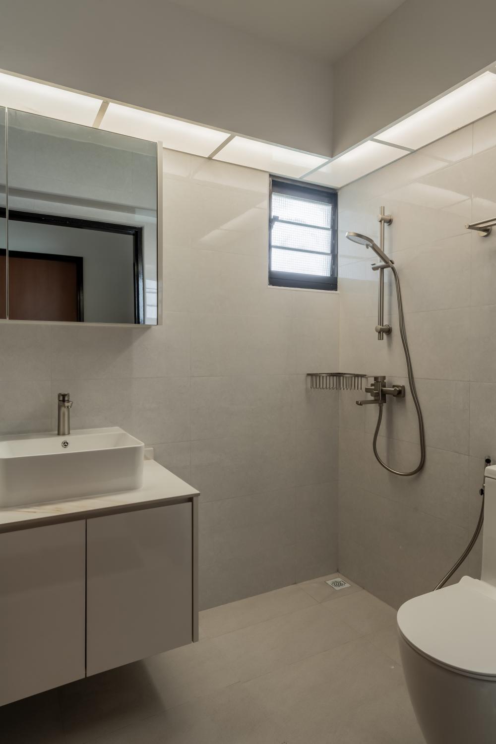 Minimalist Bathroom with Countertop and Homogeneous Tiles