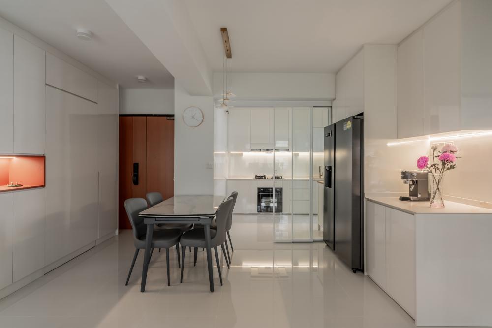 Minimalist Dining Room with Homogeneous Tiles and Drop Light