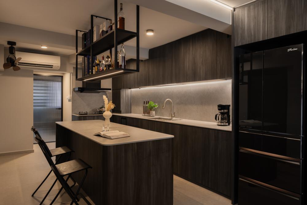 Contemporary Kitchen with Countertop and Homogeneous Tiles