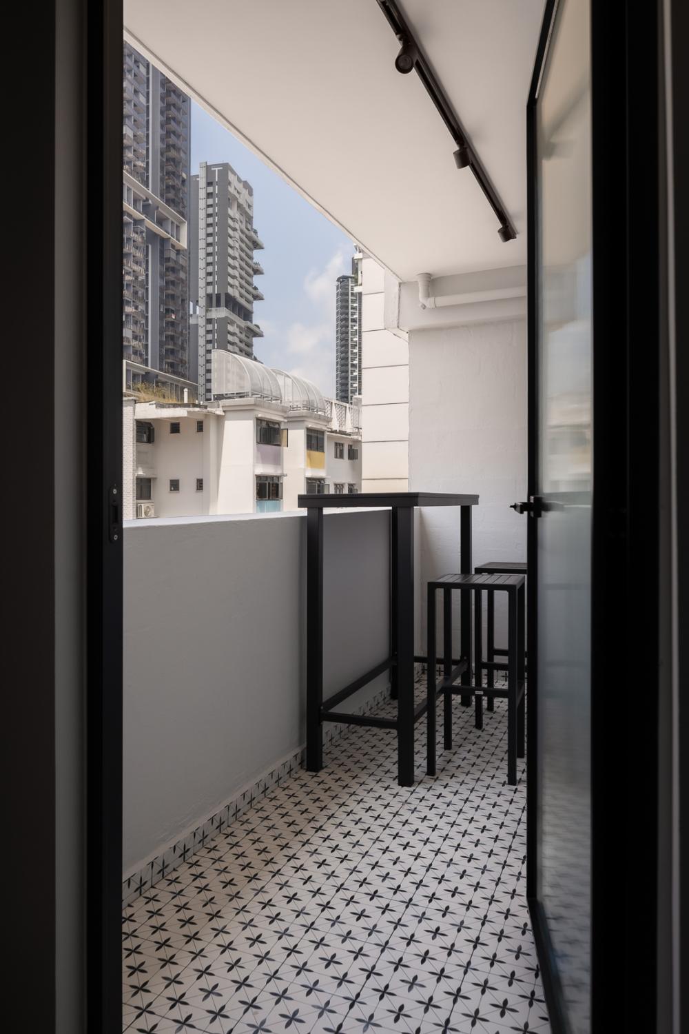 Contemporary Balcony with Outdoor Table and Outdoor Chairs