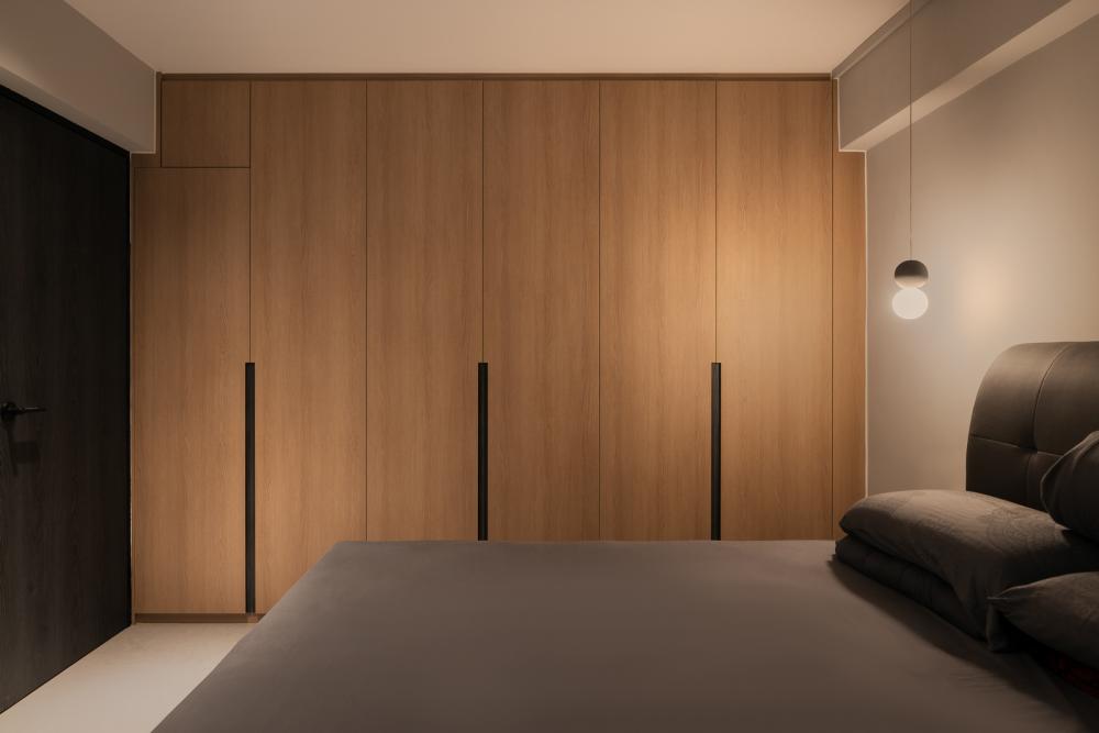 Contemporary Bedroom with Drop Light and Wardrobe