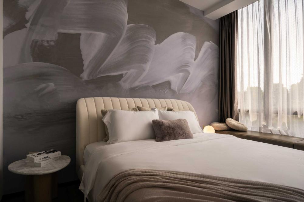 Modern Bedroom with Feature Wall and Bay Window