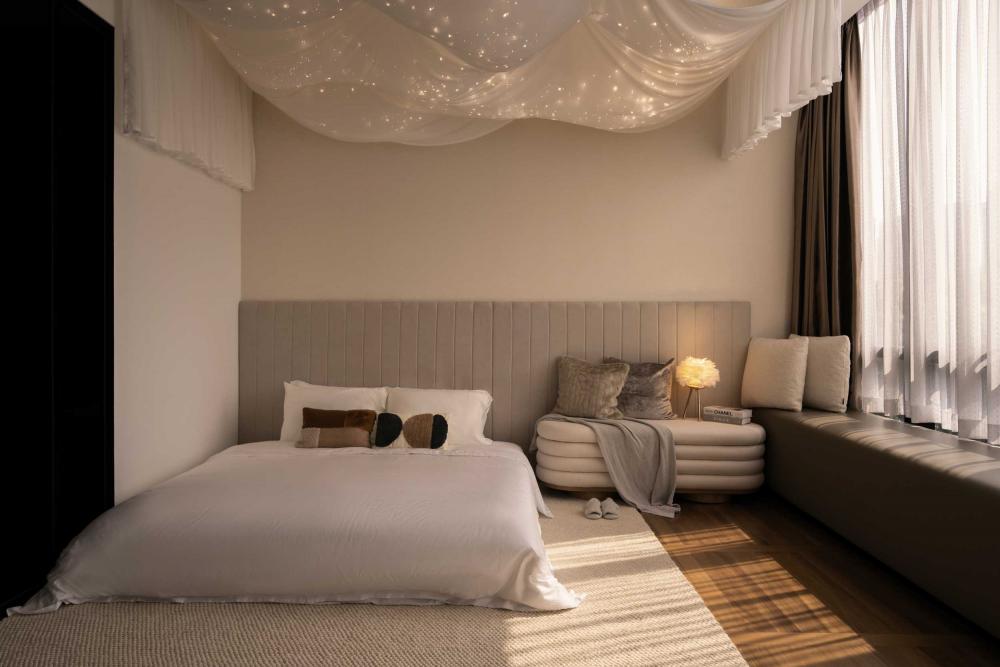 Modern Bedroom with Bay Window and Bedside Table