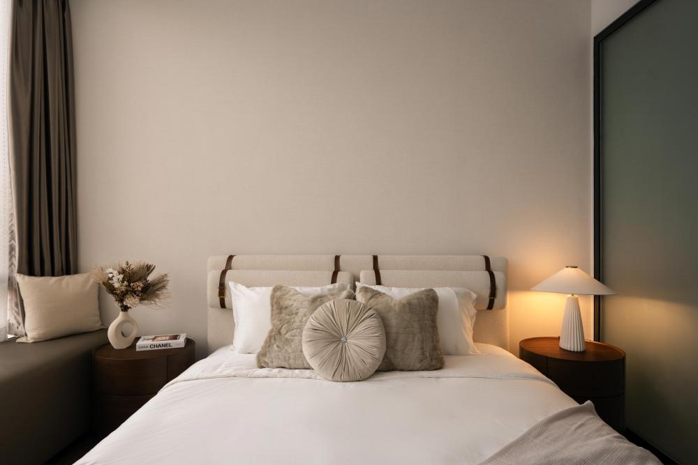 Modern Bedroom with Bay Window and Bedside Table