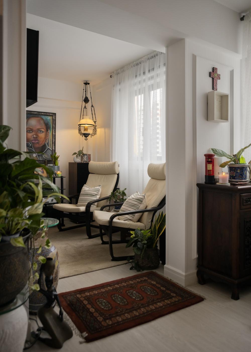 Vintage Home Theatre with Side Table and Armchairs