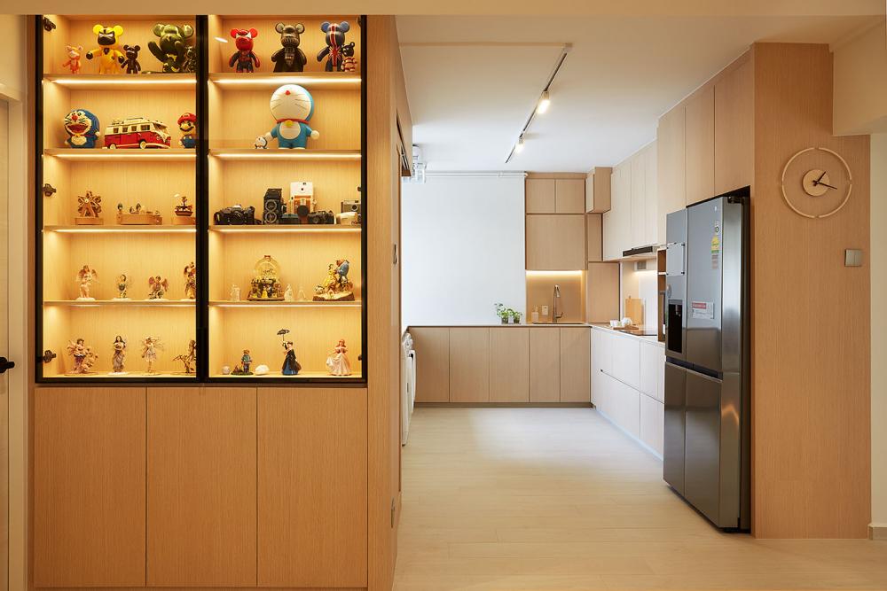 Minimalist Kitchen with Countertop and Open Kitchen