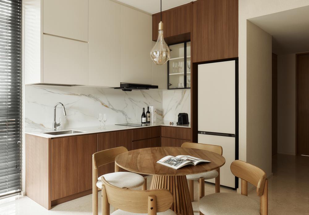 Modern Kitchen with Countertop and Open Kitchen