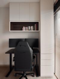Contemporary Office at Penrose