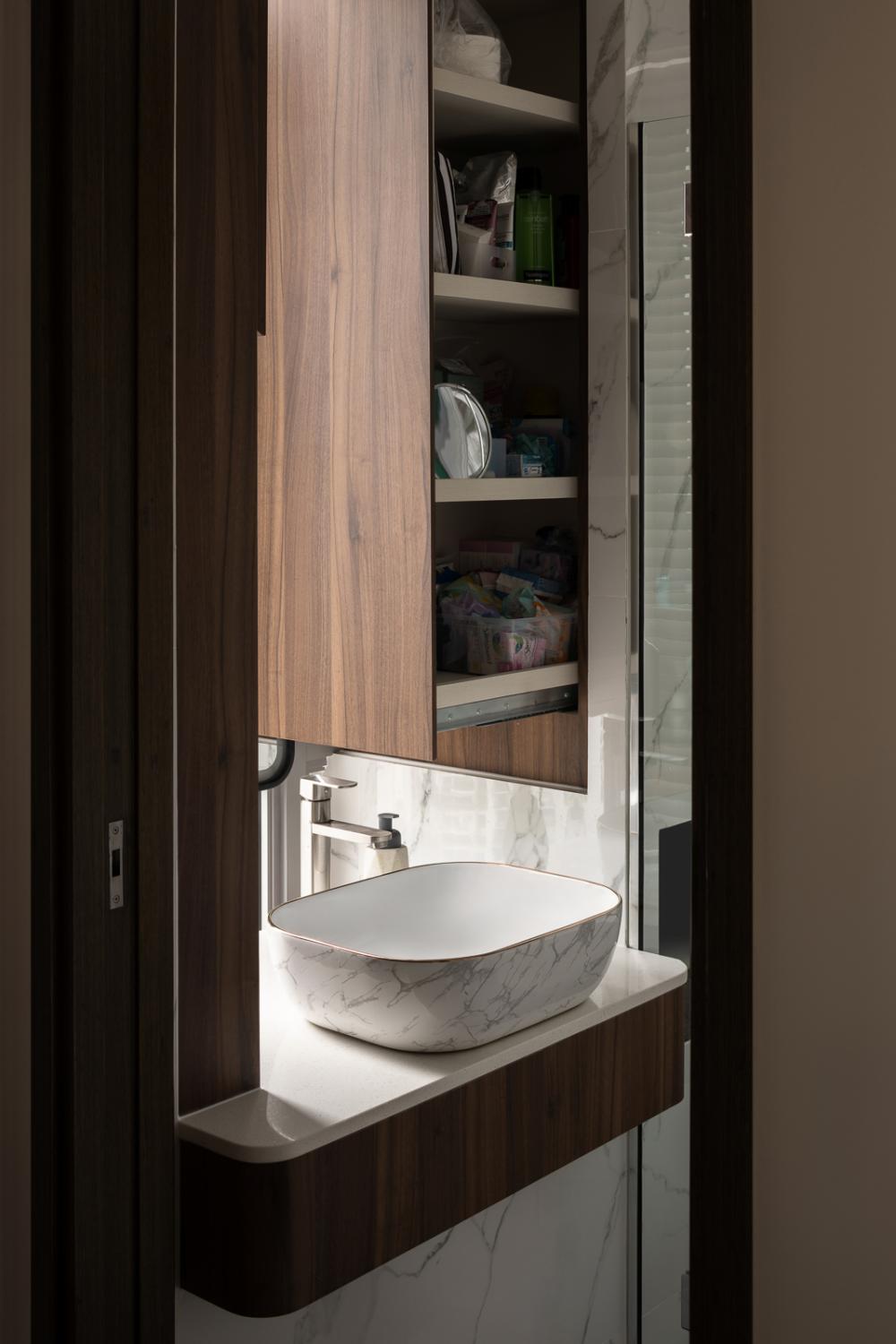 Scandinavian Bathroom with Countertop and Mirror