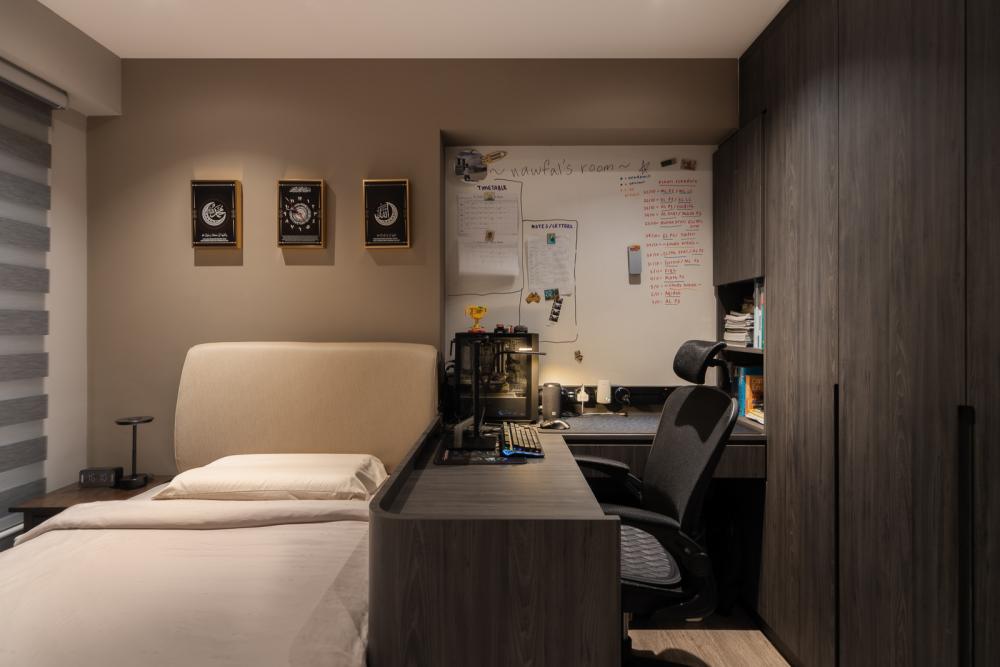 Modern Bedroom with Bookshelf and Vinyl Flooring